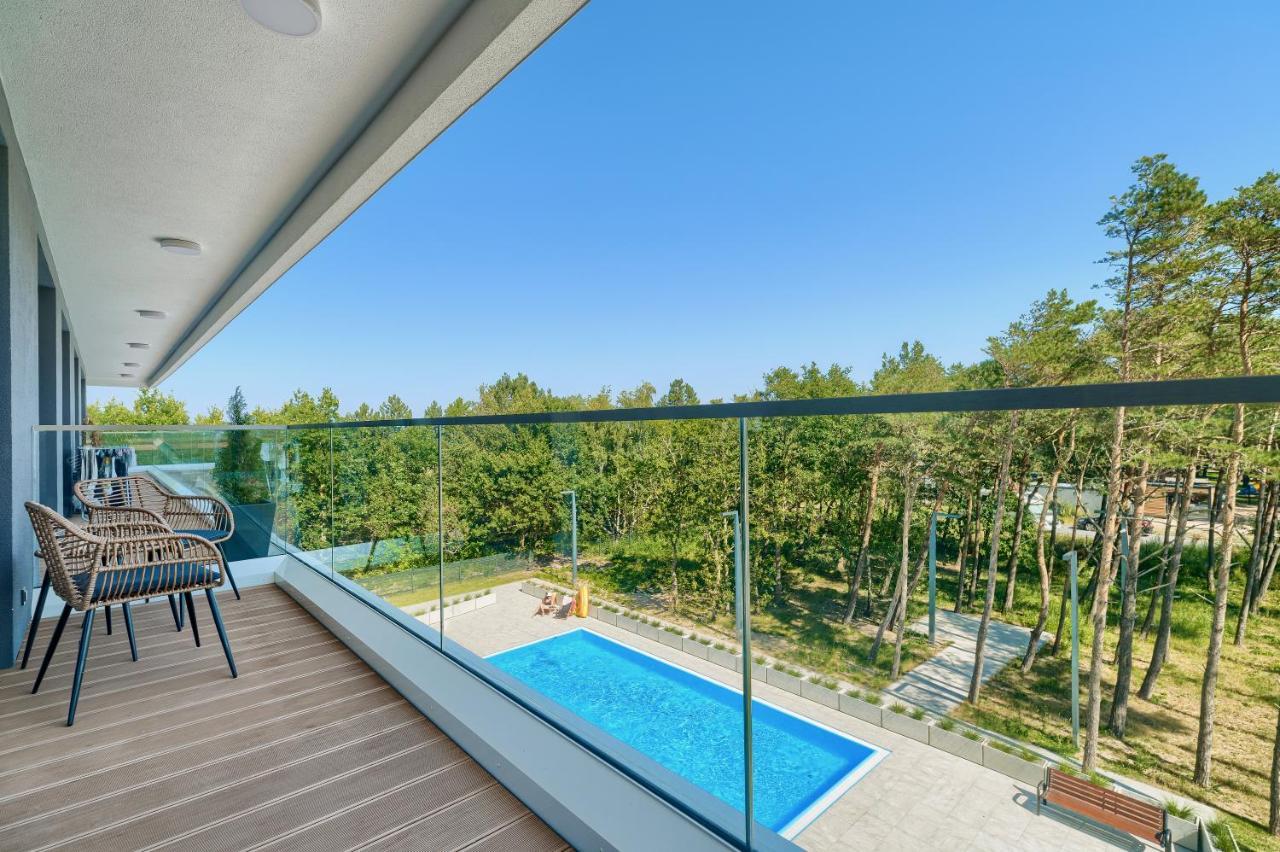 Nautic Park Apartamenty Дарволко Екстериор снимка